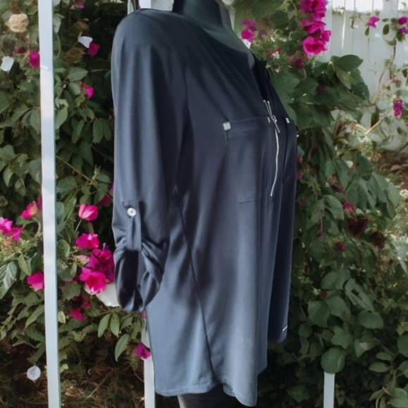 Ellen Tracy 1/4 Zip Comfy Top - Picture 2 of 7